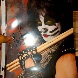 Digital signature of Eric Singer print